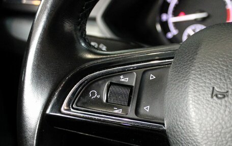 Skoda Superb III рестайлинг, 2018 год, 1 999 000 рублей, 13 фотография