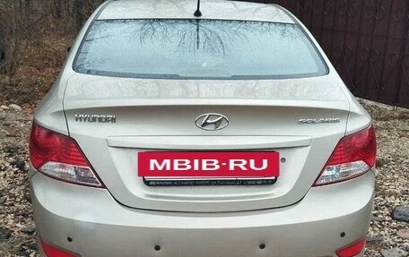 Hyundai Solaris II рестайлинг, 2011 год, 630 000 рублей, 4 фотография