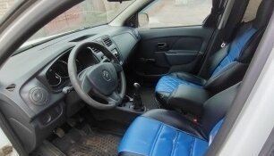 Renault Logan II, 2017 год, 339 999 рублей, 2 фотография