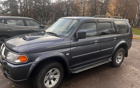 Mitsubishi Pajero Sport II рестайлинг, 2005 год, 1 100 000 рублей, 3 фотография