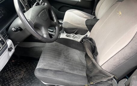 Mitsubishi Pajero Sport II рестайлинг, 2005 год, 1 100 000 рублей, 19 фотография