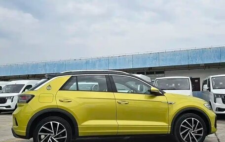 Volkswagen T-Roc I, 2022 год, 1 650 000 рублей, 4 фотография