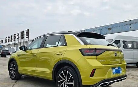 Volkswagen T-Roc I, 2022 год, 1 650 000 рублей, 6 фотография