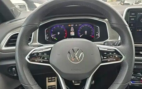Volkswagen T-Roc I, 2022 год, 1 650 000 рублей, 12 фотография