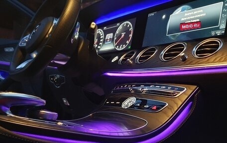 Mercedes-Benz E-Класс, 2019 год, 5 100 000 рублей, 8 фотография