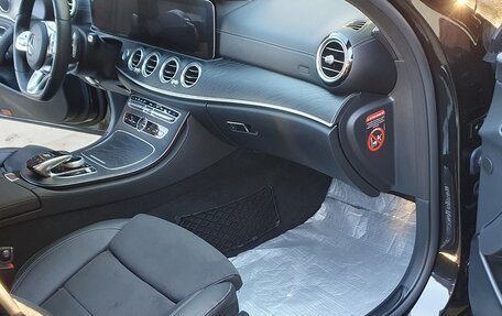 Mercedes-Benz E-Класс, 2019 год, 5 100 000 рублей, 14 фотография