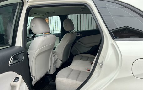 Mercedes-Benz B-Класс, 2012 год, 1 300 000 рублей, 20 фотография