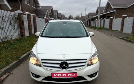 Mercedes-Benz B-Класс, 2012 год, 1 300 000 рублей, 6 фотография