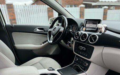 Mercedes-Benz B-Класс, 2012 год, 1 300 000 рублей, 19 фотография