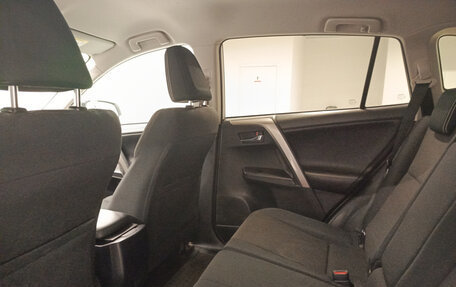 Toyota RAV4, 2017 год, 2 516 000 рублей, 15 фотография