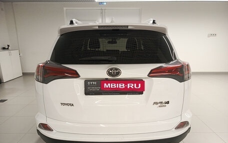 Toyota RAV4, 2017 год, 2 516 000 рублей, 7 фотография