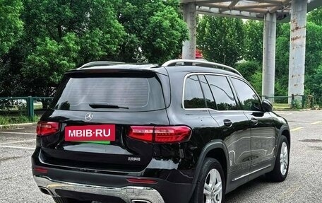 Mercedes-Benz GLB, 2022 год, 2 350 000 рублей, 6 фотография