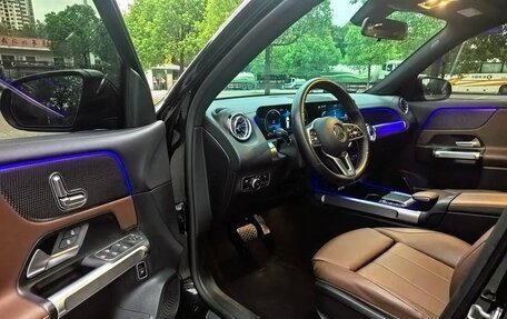 Mercedes-Benz GLB, 2022 год, 2 350 000 рублей, 11 фотография