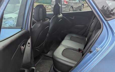 Hyundai ix35 I рестайлинг, 2011 год, 1 250 000 рублей, 10 фотография