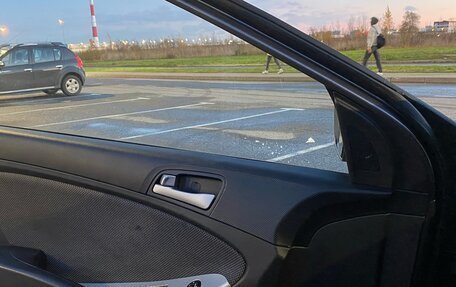 Hyundai Solaris II рестайлинг, 2011 год, 655 000 рублей, 5 фотография