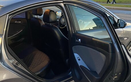 Hyundai Solaris II рестайлинг, 2011 год, 655 000 рублей, 11 фотография