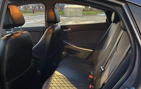 Hyundai Solaris II рестайлинг, 2011 год, 655 000 рублей, 13 фотография