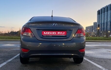 Hyundai Solaris II рестайлинг, 2011 год, 655 000 рублей, 22 фотография