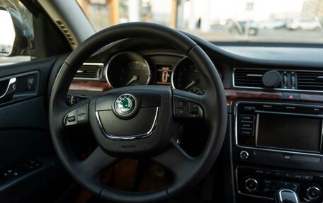 Skoda Superb III рестайлинг, 2012 год, 970 000 рублей, 1 фотография