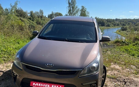 KIA Rio IV, 2017 год, 1 390 000 рублей, 3 фотография