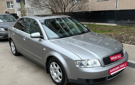 Audi A4, 2004 год, 700 000 рублей, 3 фотография