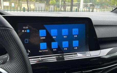 Volkswagen Golf VIII, 2021 год, 1 790 000 рублей, 22 фотография