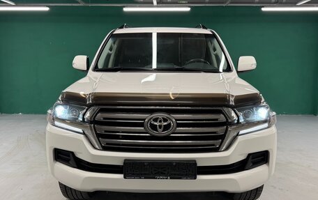 Toyota Land Cruiser 200, 2018 год, 6 500 000 рублей, 3 фотография