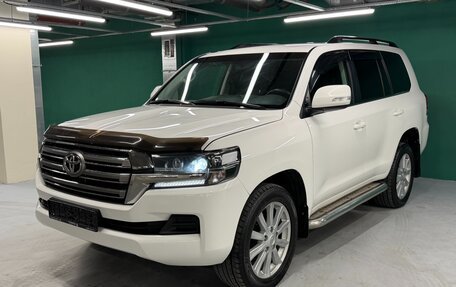 Toyota Land Cruiser 200, 2018 год, 6 500 000 рублей, 4 фотография