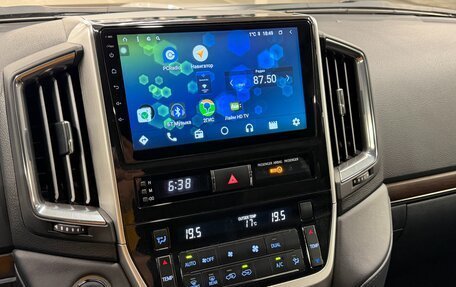 Toyota Land Cruiser 200, 2018 год, 6 500 000 рублей, 14 фотография