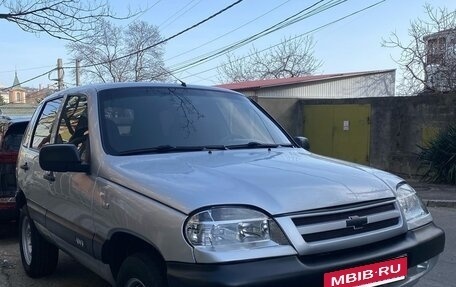 Chevrolet Niva I рестайлинг, 2004 год, 400 000 рублей, 4 фотография