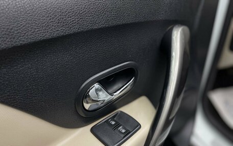 Renault Logan II, 2014 год, 679 000 рублей, 18 фотография