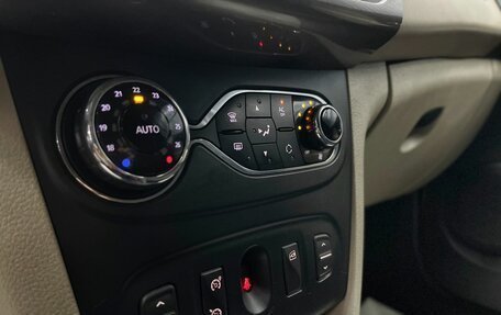 Renault Logan II, 2014 год, 679 000 рублей, 25 фотография