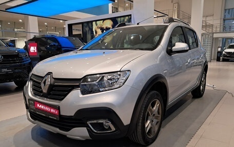 Renault Sandero II рестайлинг, 2019 год, 1 356 000 рублей, 1 фотография