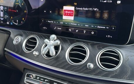 Mercedes-Benz E-Класс, 2021 год, 4 400 000 рублей, 16 фотография