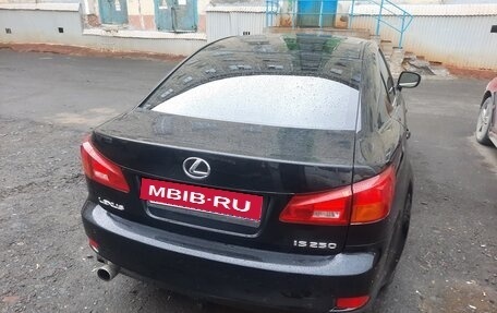 Lexus IS II рестайлинг 2, 2006 год, 1 100 000 рублей, 6 фотография