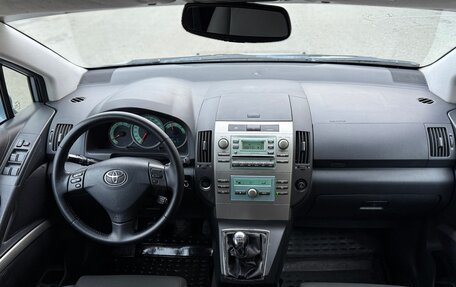 Toyota Corolla Verso I, 2006 год, 610 000 рублей, 12 фотография