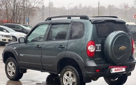 Chevrolet Niva I рестайлинг, 2011 год, 390 000 рублей, 3 фотография