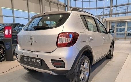 Renault Sandero II рестайлинг, 2019 год, 1 356 000 рублей, 5 фотография