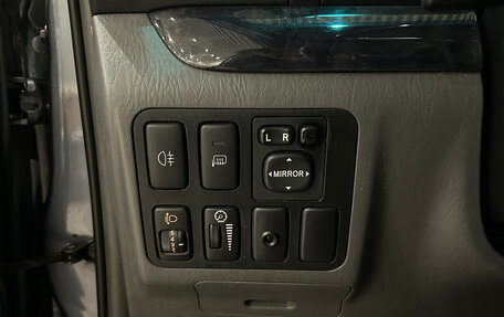 Toyota Land Cruiser Prado 120 рестайлинг, 2008 год, 1 799 000 рублей, 22 фотография