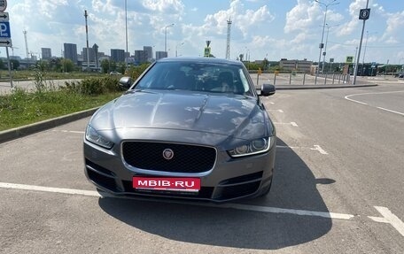 Jaguar XE I рестайлинг, 2016 год, 2 350 000 рублей, 1 фотография