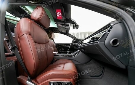 Audi A8, 2018 год, 4 250 000 рублей, 10 фотография