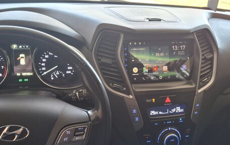 Hyundai Santa Fe III рестайлинг, 2015 год, 1 900 000 рублей, 13 фотография