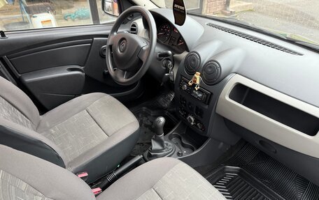 Renault Logan I, 2012 год, 639 000 рублей, 5 фотография