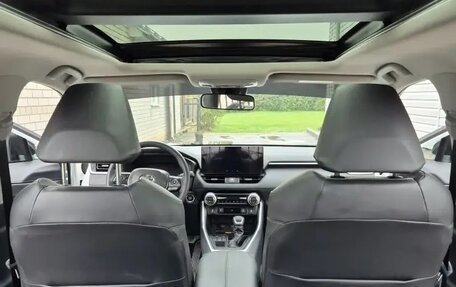 Toyota RAV4, 2025 год, 4 200 000 рублей, 5 фотография