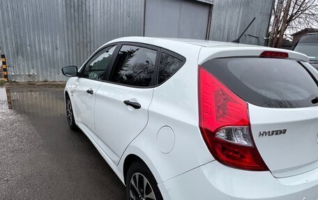 Hyundai Solaris II рестайлинг, 2012 год, 790 000 рублей, 5 фотография