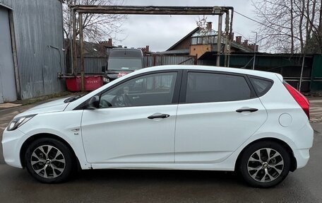 Hyundai Solaris II рестайлинг, 2012 год, 790 000 рублей, 3 фотография