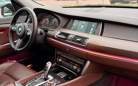 BMW 5 серия, 2010 год, 1 700 000 рублей, 13 фотография