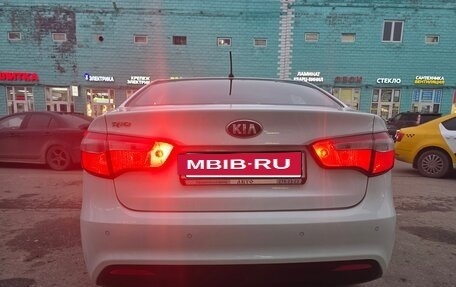 KIA Rio III рестайлинг, 2013 год, 930 000 рублей, 5 фотография