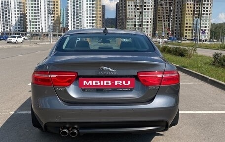 Jaguar XE I рестайлинг, 2016 год, 2 350 000 рублей, 11 фотография