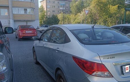 Hyundai Solaris II рестайлинг, 2013 год, 709 000 рублей, 2 фотография